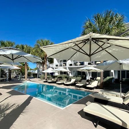 Grace Bay Suites Bagian luar foto